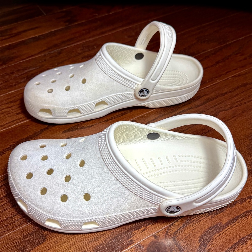 Crocs Classic White Clogs Versatile Lightweight C… - image 1